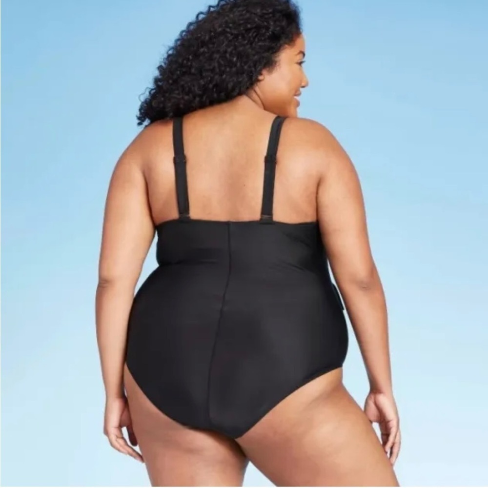 BNWT Kona Sol Ruffle Black one piece swimsuit Plus size 22W - Picture 2 of 6
